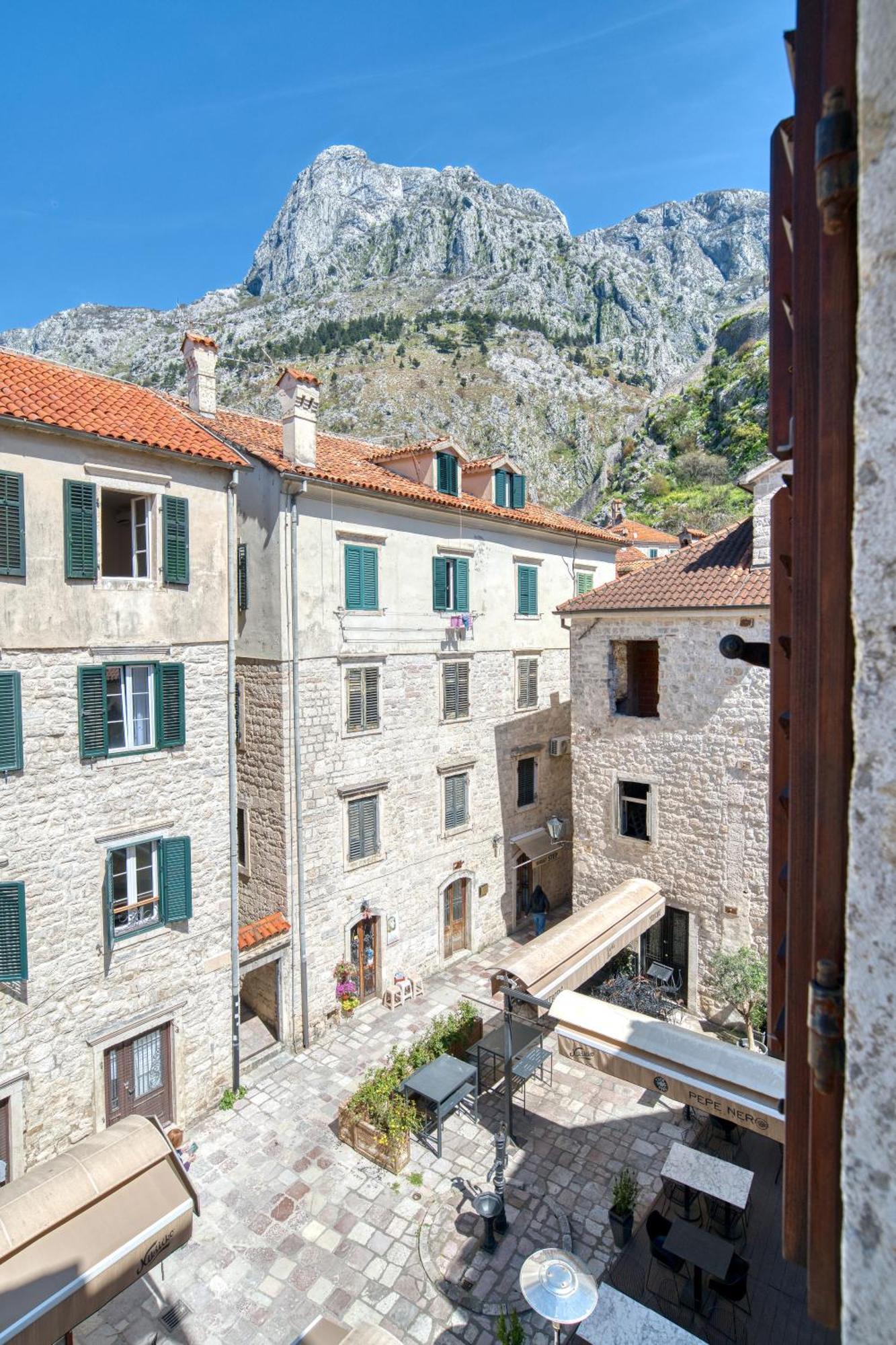 Hotel Rendez Vous Kotor Ngoại thất bức ảnh