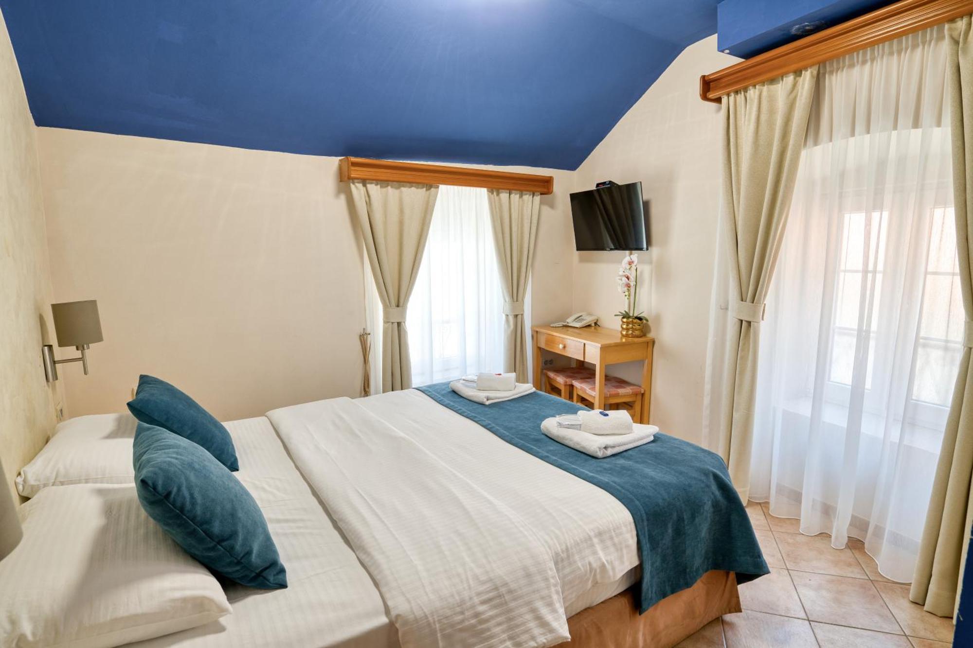 Hotel Rendez Vous Kotor Ngoại thất bức ảnh