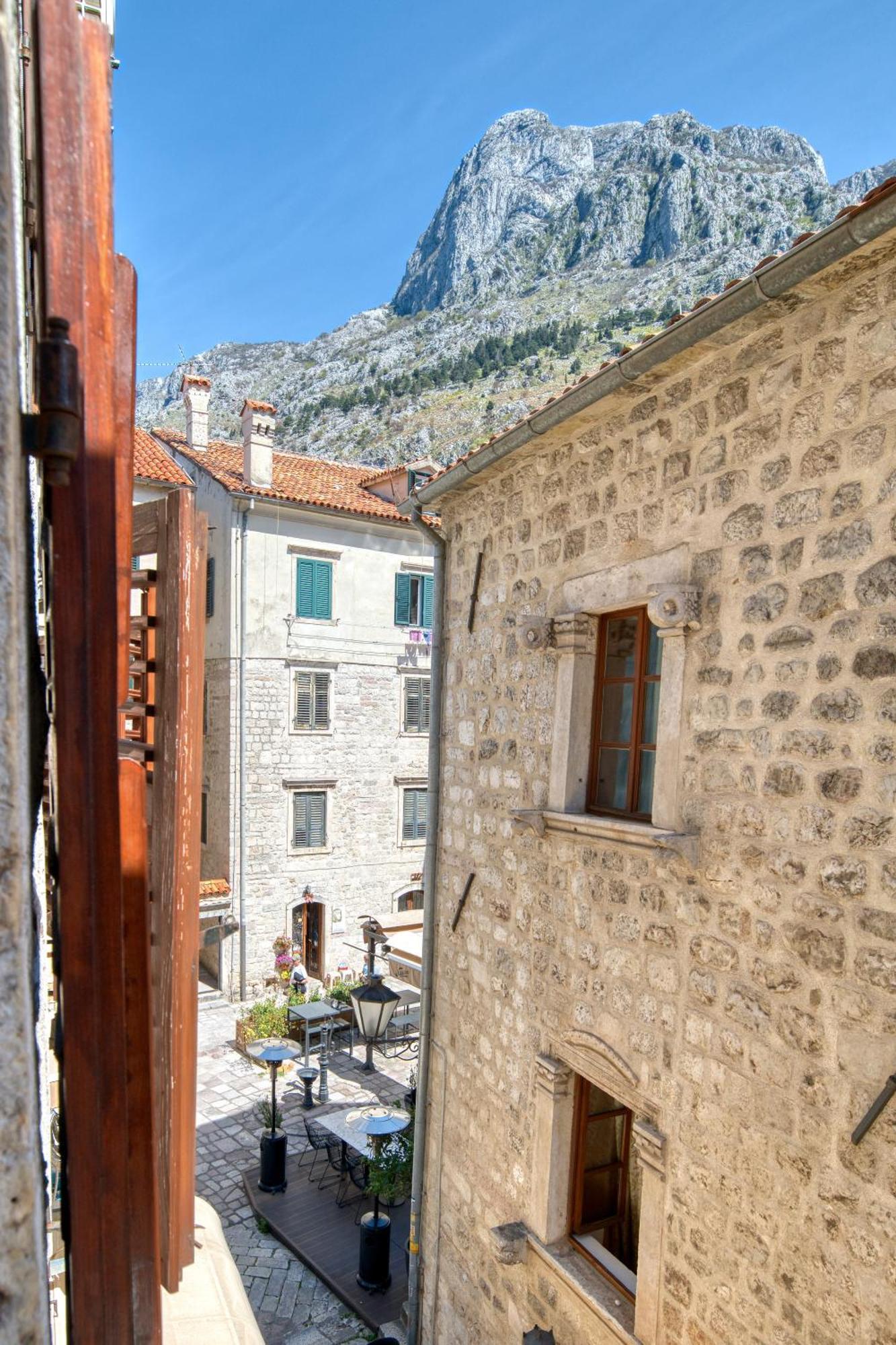 Hotel Rendez Vous Kotor Ngoại thất bức ảnh
