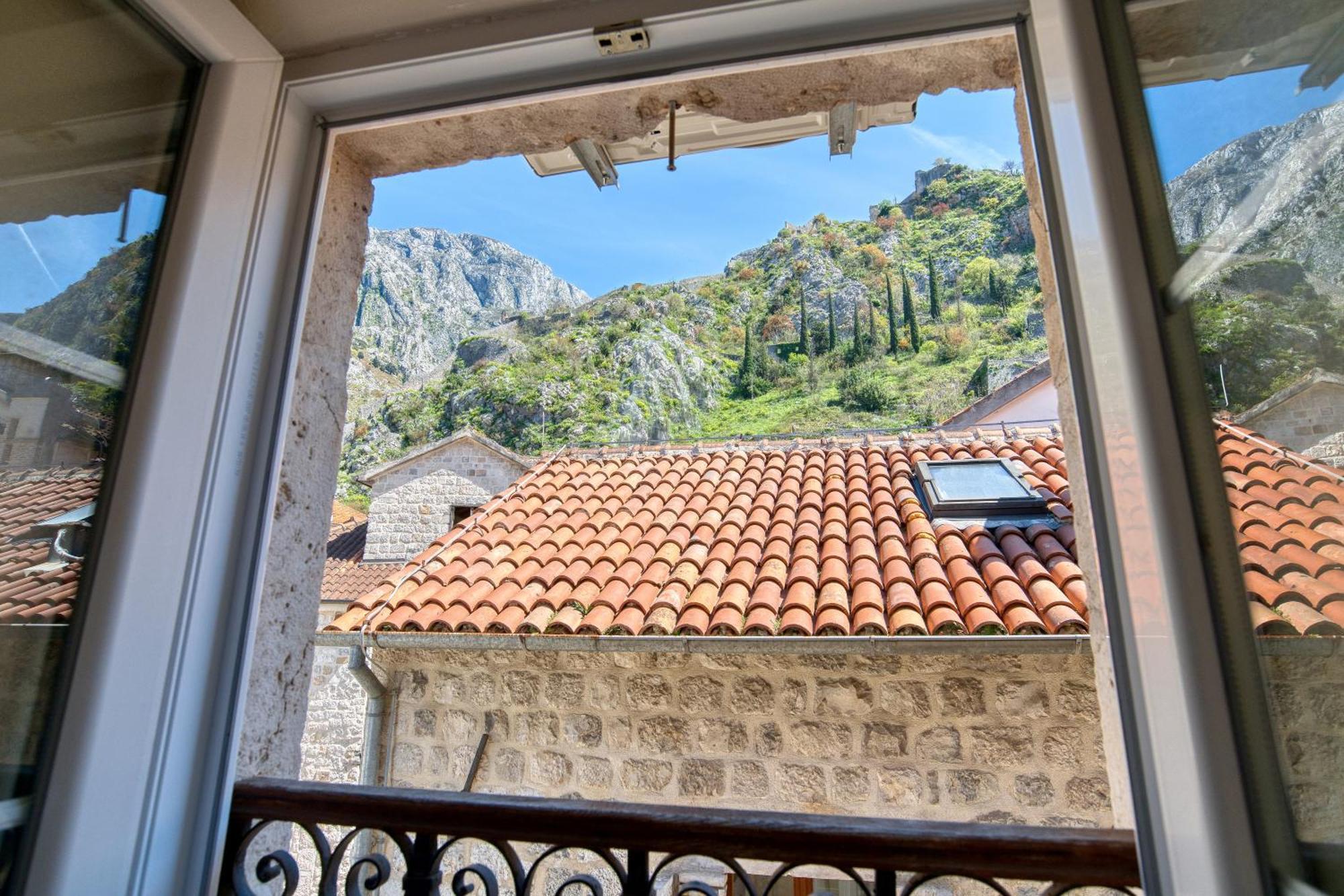 Hotel Rendez Vous Kotor Ngoại thất bức ảnh
