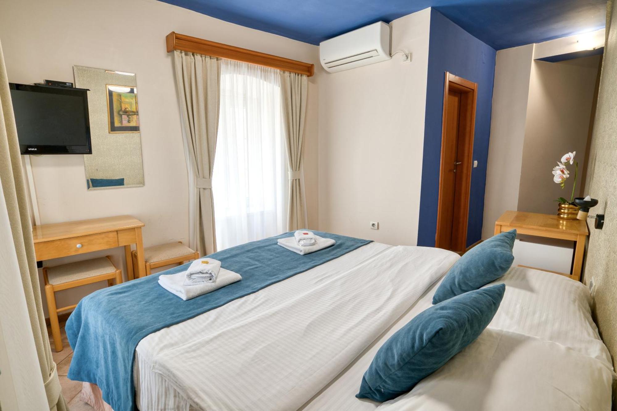 Hotel Rendez Vous Kotor Ngoại thất bức ảnh