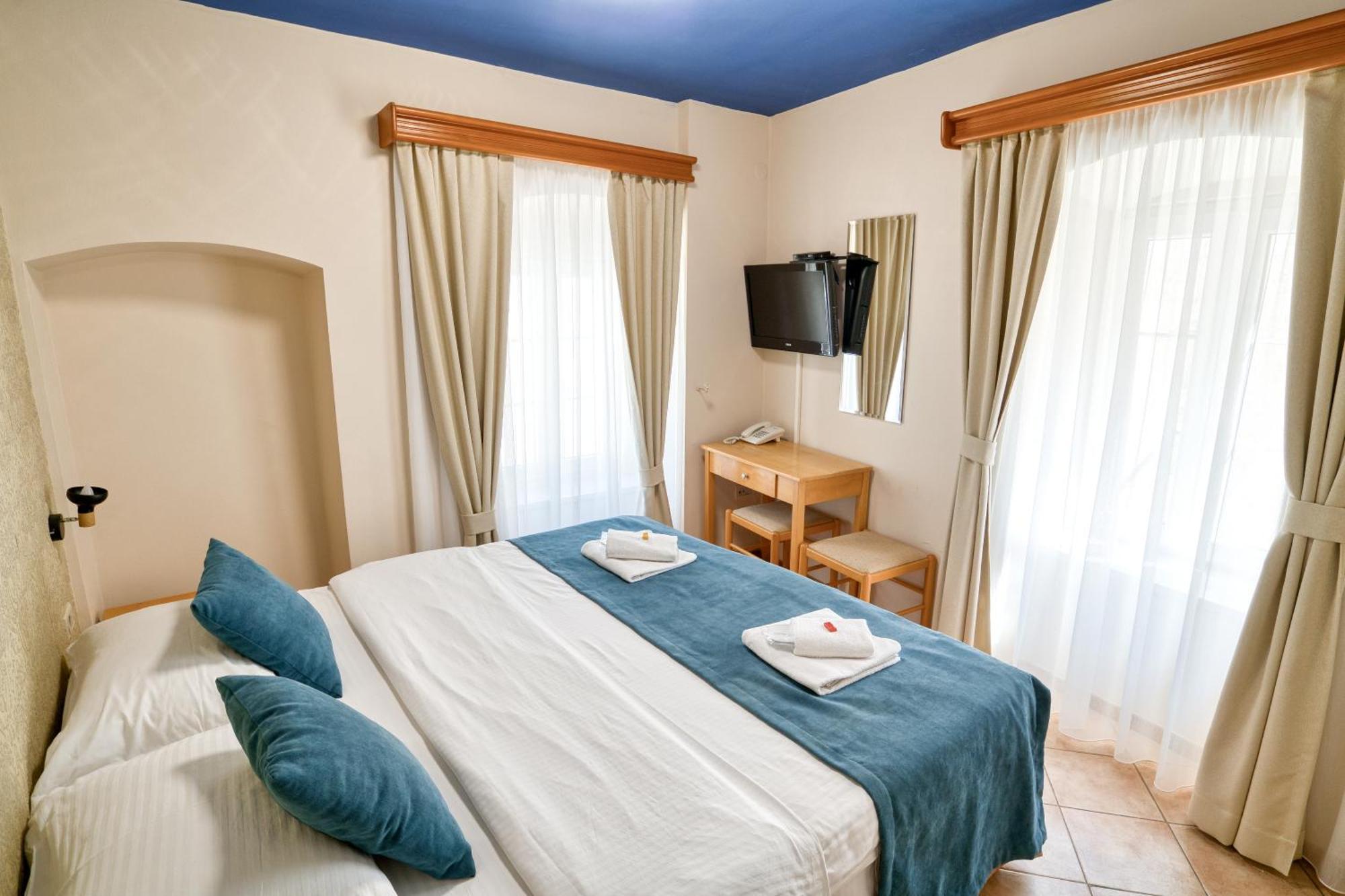 Hotel Rendez Vous Kotor Ngoại thất bức ảnh