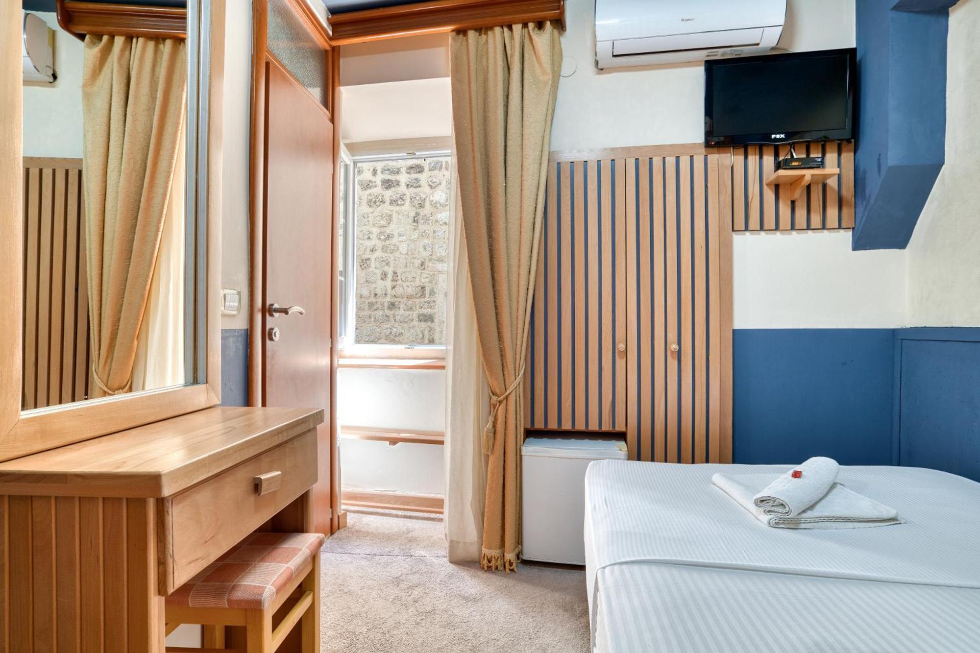 Hotel Rendez Vous Kotor Ngoại thất bức ảnh