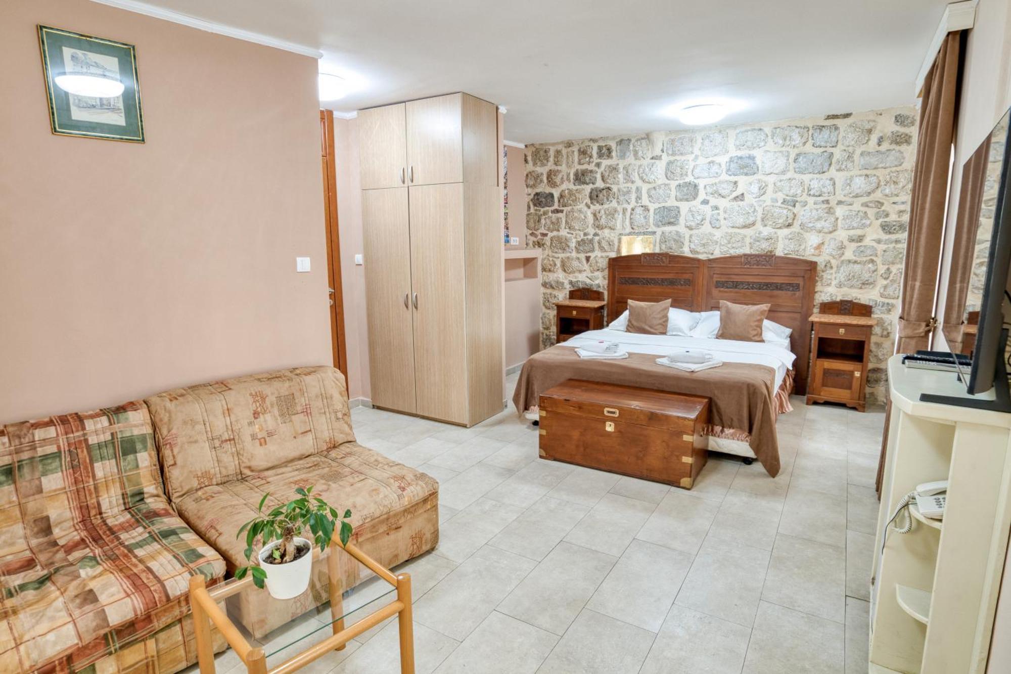 Hotel Rendez Vous Kotor Ngoại thất bức ảnh