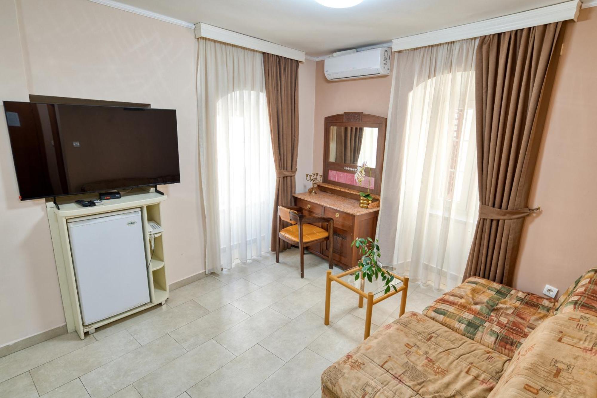 Hotel Rendez Vous Kotor Ngoại thất bức ảnh